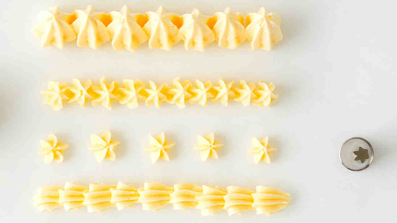 Video How To Pipe Using A Star Tip Martha Stewart