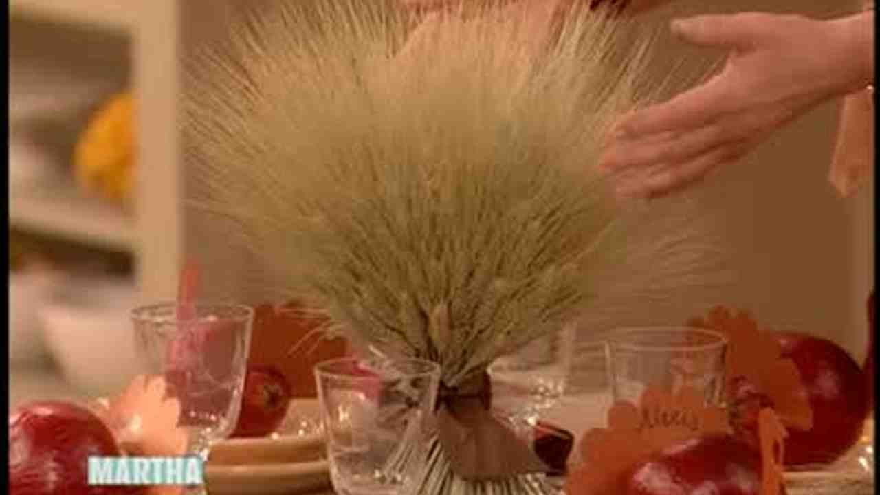 Video Handmade Thanksgiving Table Decorations Martha Stewart