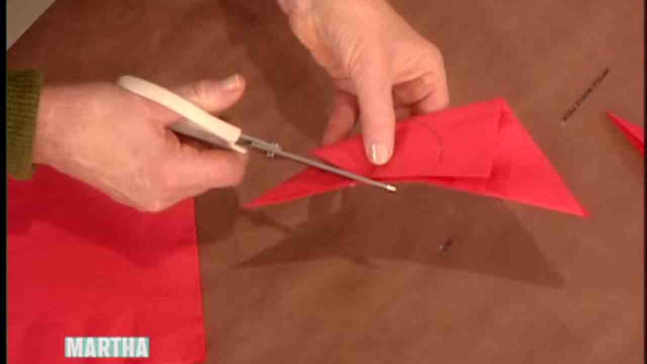 Video Heart Shaped Doilies For Valentine S Day Martha Stewart