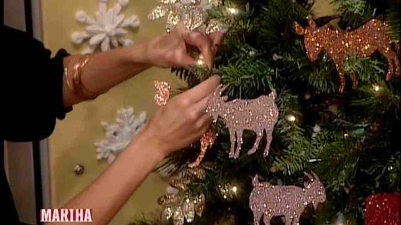 Video Noah S Ark Tree Ornaments Martha Stewart