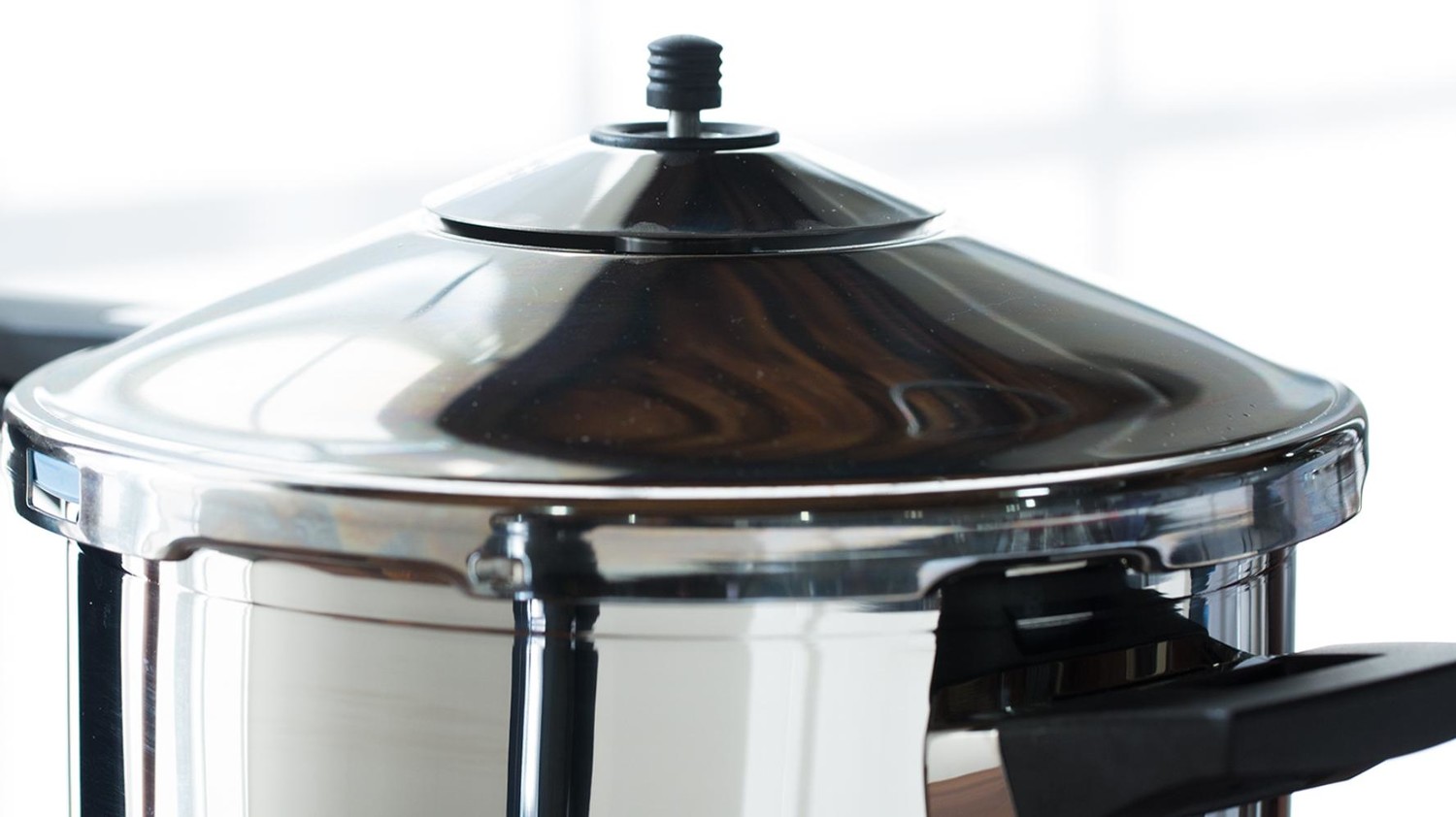 A Simple Explanation of How Pressure Cookers Work Martha Stewart