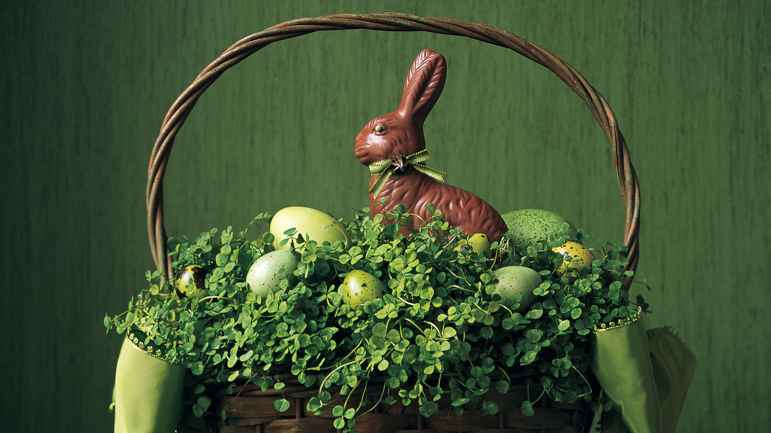 9 Contemporary, Colorful, and Chic Easter Baskets | Martha Stewart