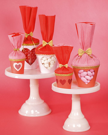 Valentine Treat Cups & Video | Martha Stewart