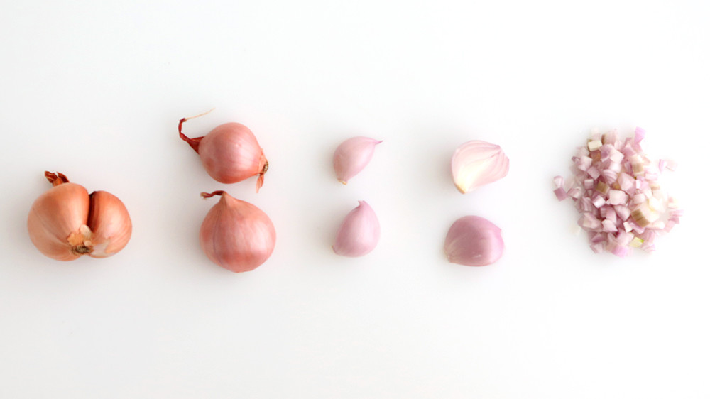 Video How to Mince a Shallot Martha Stewart