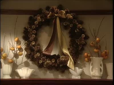 Video Making Pine Cone Wreaths Martha Stewart