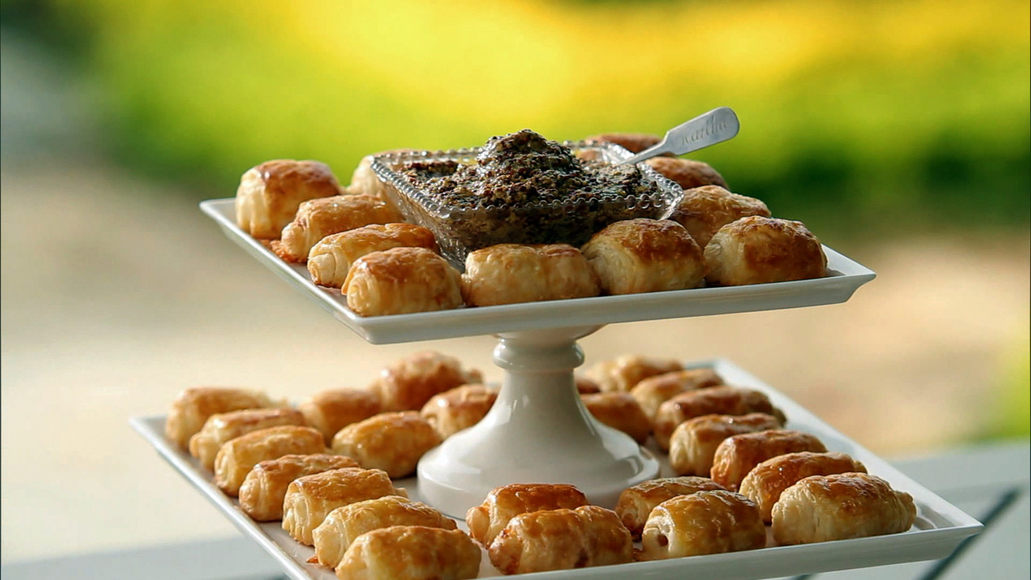 Video: Ham & Cheese Hors d'oeuvres | Martha Stewart