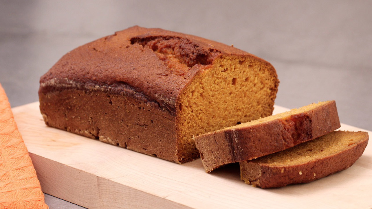 Video Golden Ginger Pumpkin Bread Martha Stewart