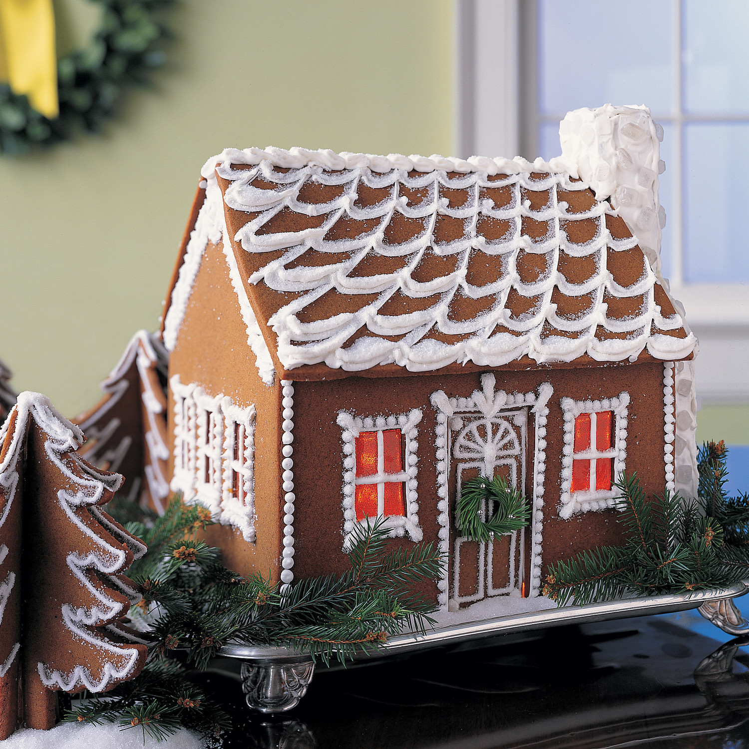 Snow-Swept Gingerbread Cottage | Martha Stewart