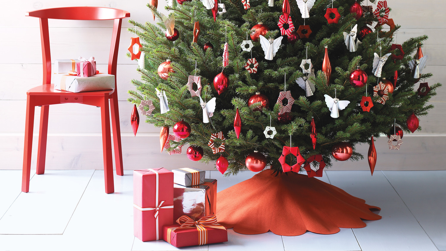 scalloped felt tree skirt martha stewart scalloped felt tree skirt martha stewart