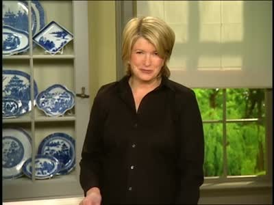 Video All About Antique Blue Willow China Martha Stewart