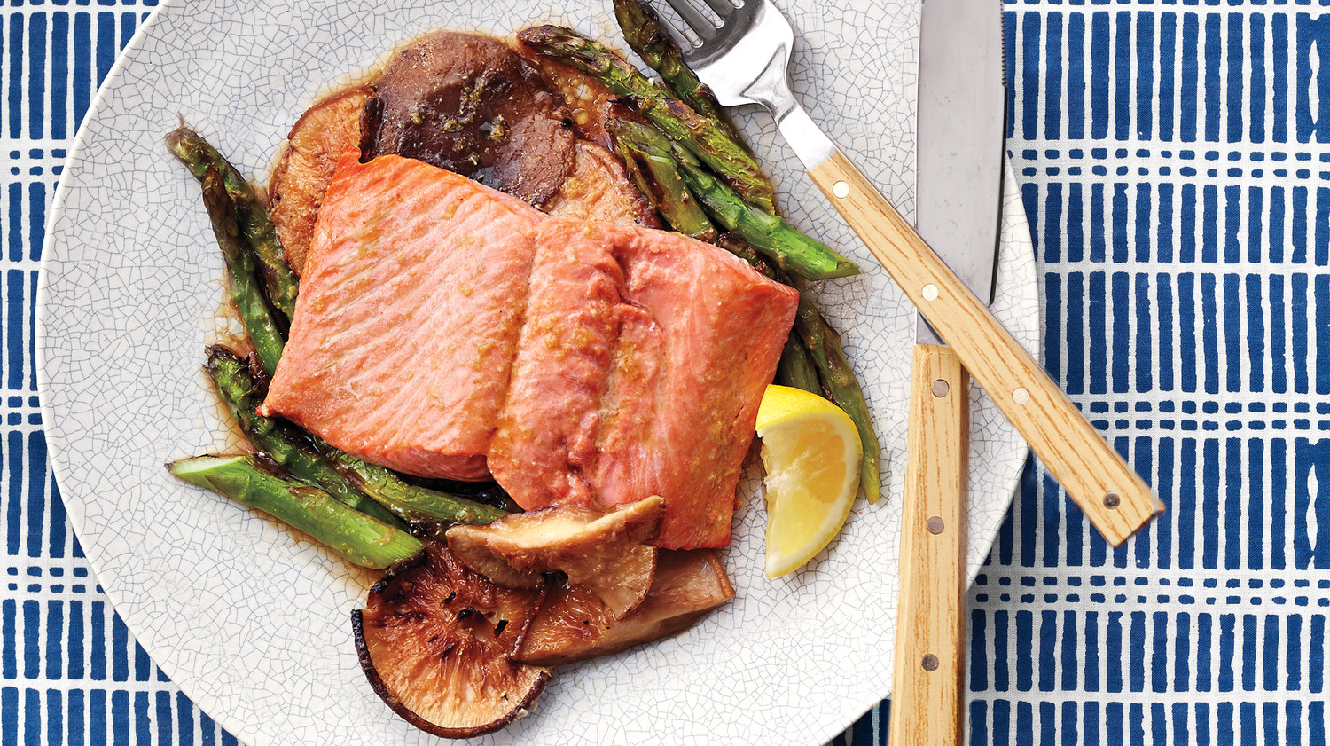 Broiled Salmon with Asparagus and Shiitake Mushrooms