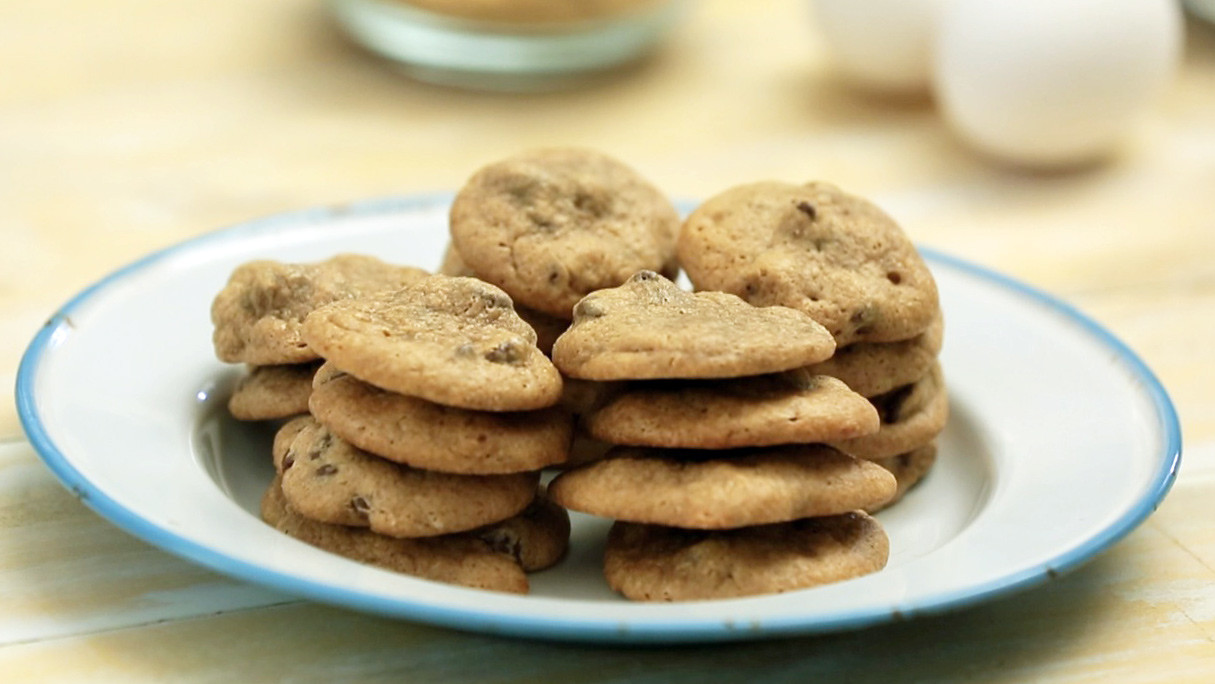 Video The 5Ingredient Chocolate Chip Cookie Recipe Martha Stewart
