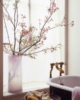 Spring Floral Arrangements | Martha Stewart