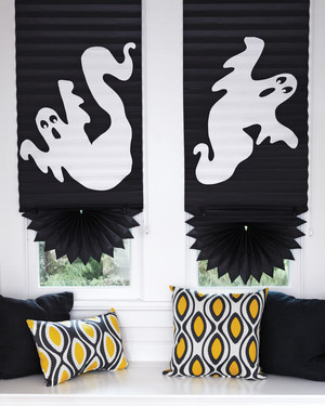 Halloween Decorations That Cost Almost Nothing but Look Pretty Spooktacular