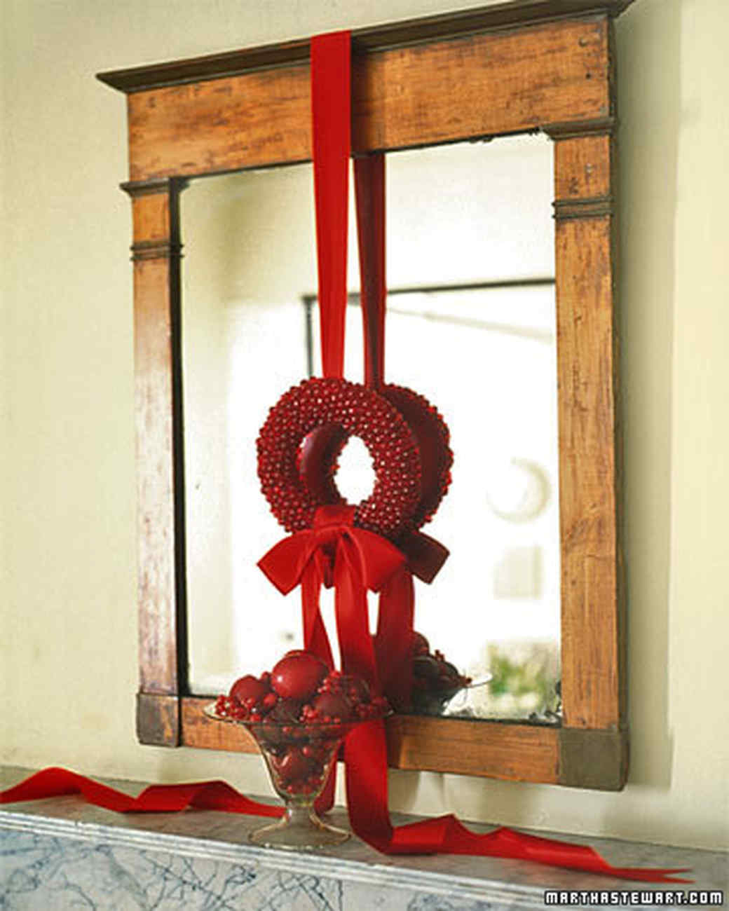 How to Make a Wreath Martha Stewart