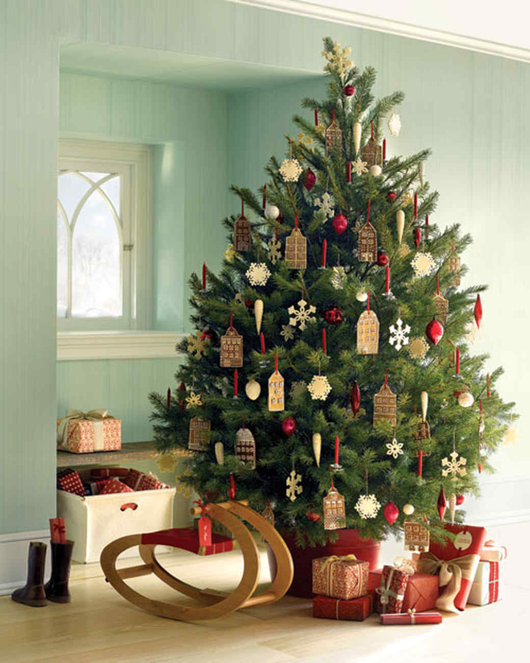 27 Creative Christmas Tree Decorating Ideas  Martha Stewart