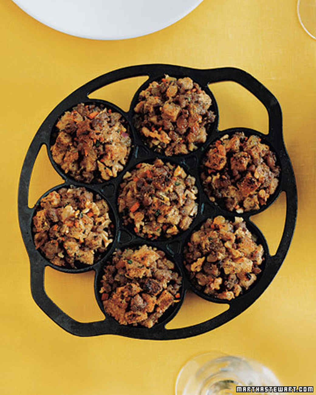 Stuffing, Gravy, and Roll Recipes | Martha Stewart