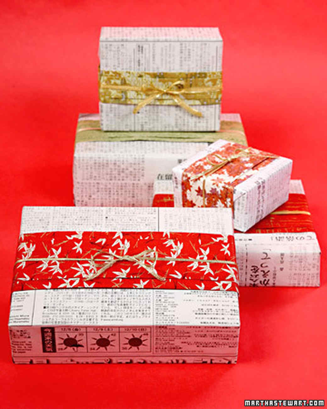 Join the Uncommon Designs readership family! We can provide for your business with all types of bags, as a paper bag, plastic, Hi-density bag, gift wrap, ribbons, bows, cupcake box, boxes, garment bags, reusable bags, tissue papers, we can print or hot stamp, making your packaging more beautiful and fun!
