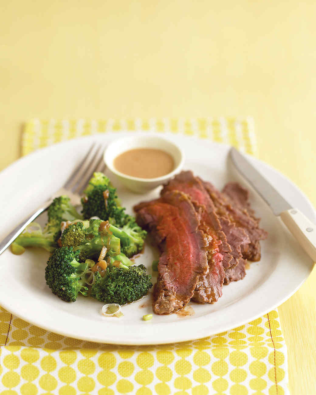 Steak with Peanut Sauce and Broccoli