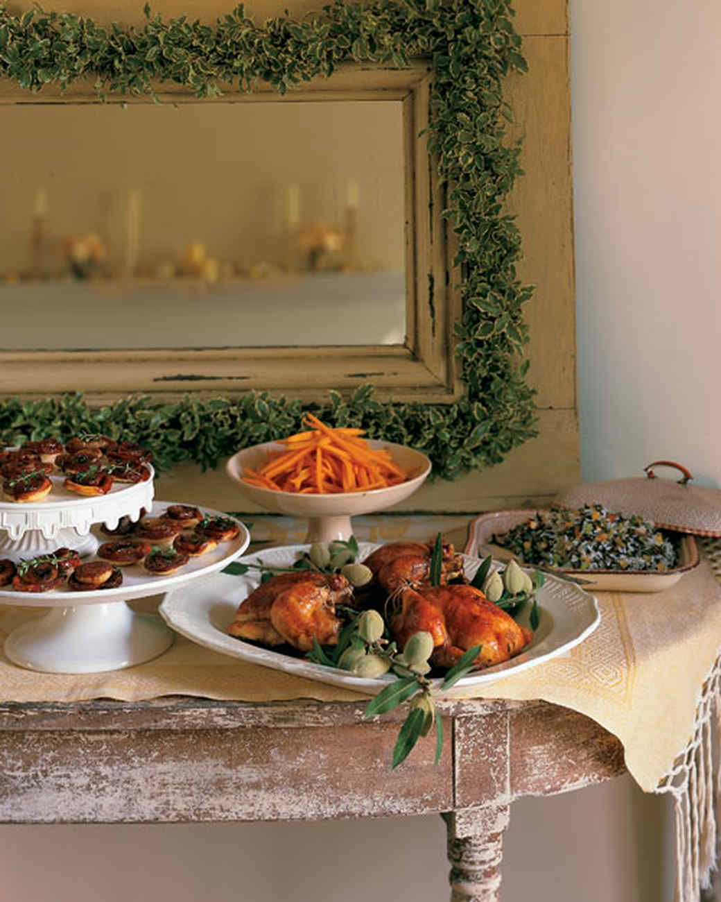Navigation menu When Martha gives a caroling party, the sounds and the flavors of the season meld in perfect harmony. This festive buffet menu balances the savory and the sweet.