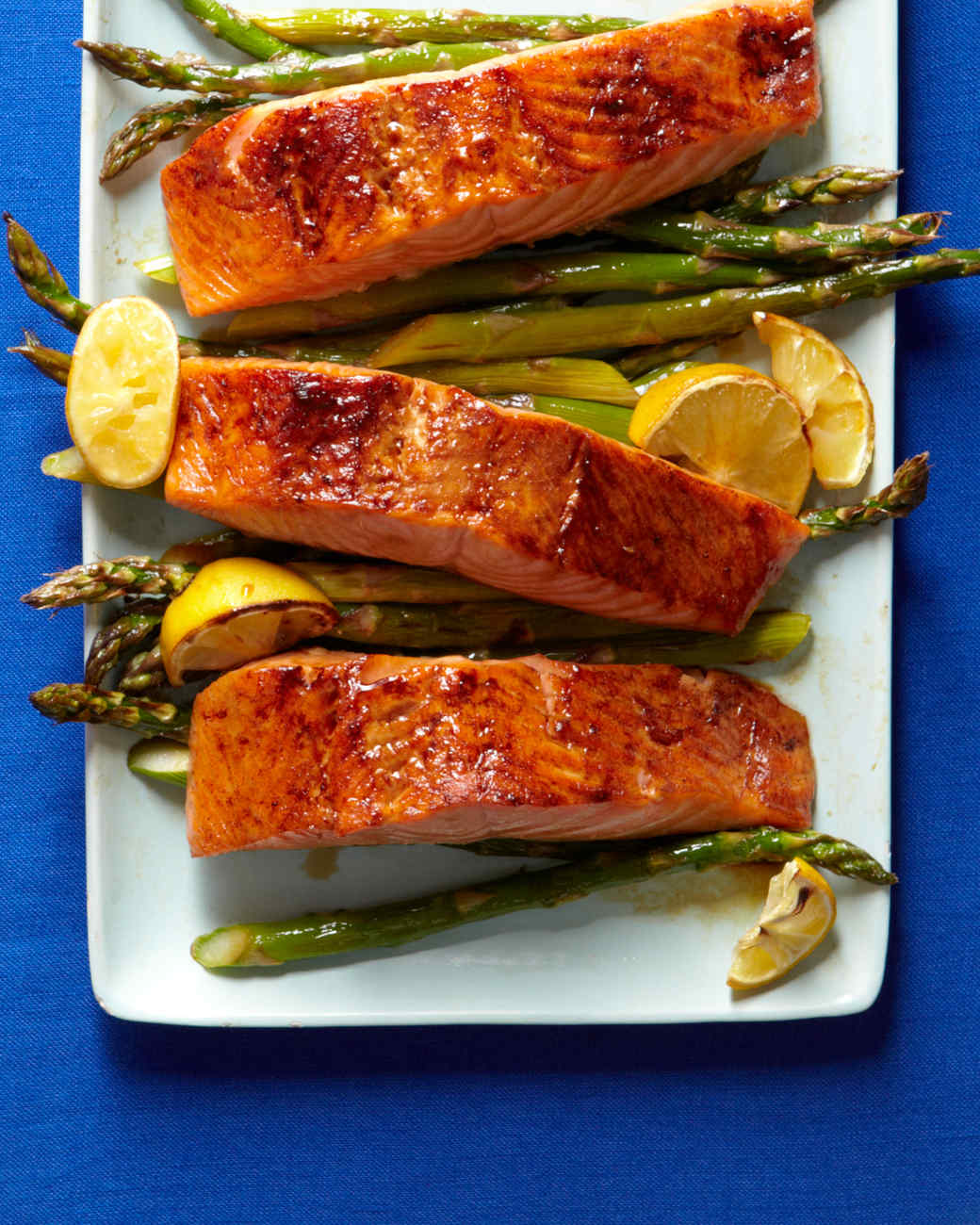 Broiled Salmon and Asparagus