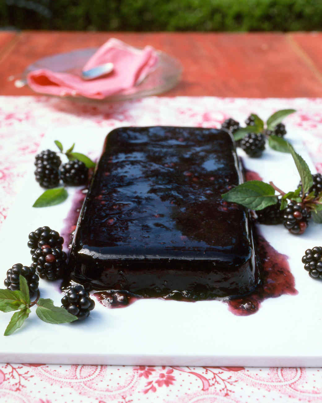 BlackberryRed Wine Gelatin