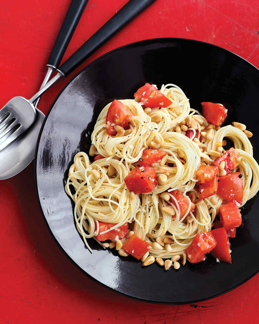 Pasta with Fresh Tomatoes and Pine Nuts Recipe | Martha Stewart