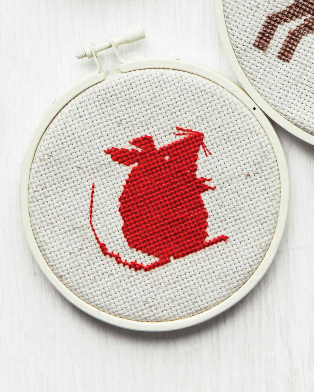 Customizable Cross-Stitch Projects | Martha Stewart Customizable Cross-Stitch Projects | Martha Stewart