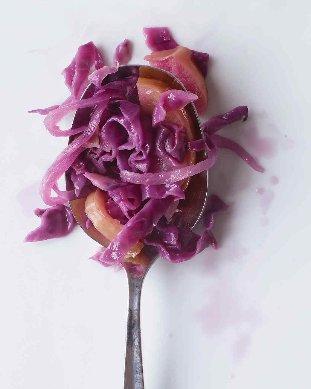Braised Red Cabbage with Apple and Onion