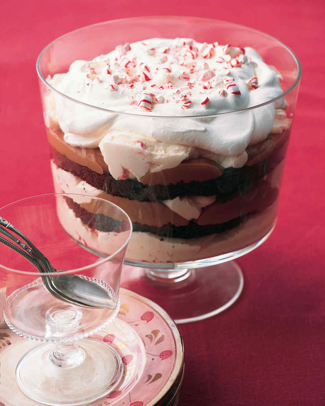 Gingerbread White Chocolate Mousse Trifle Gingerbread White Chocolate Mousse Trifle