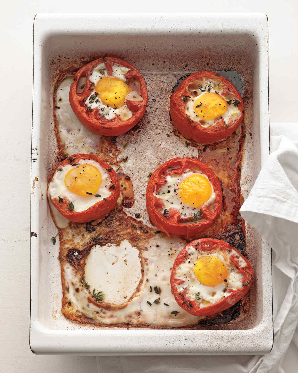 Baked Eggs in Whole Roasted Tomatoes