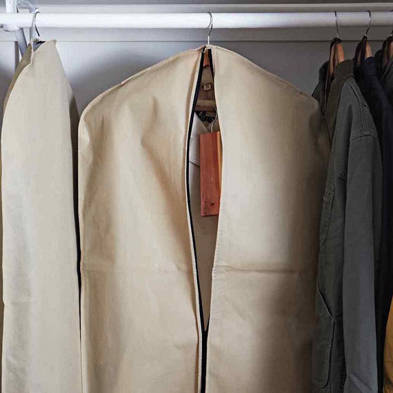 coat2edited.jpg (skyword:288297)