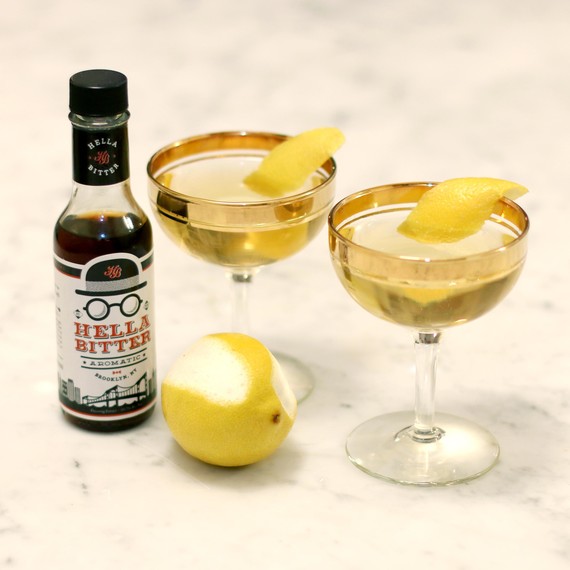 Midnight-Royale_Champaign-Cocktail-by-Hella-Bitter3