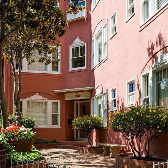 sacramento-apt-6-27-3.jpg (skyword:295636)