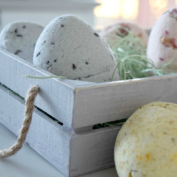 easter-bath-bombs1-0316.jpg (skyword:235121)