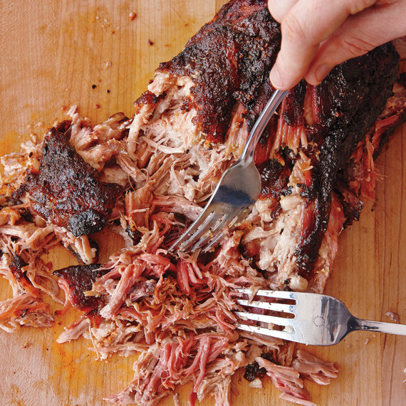 pulled-pork-050-d112000.jpg