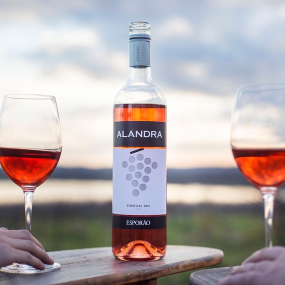 alandra-rose-bottle-0217.jpg (skyword:393245)