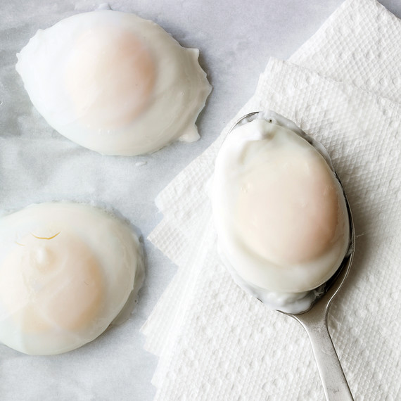 med105199_0310_poached_eg.jpg