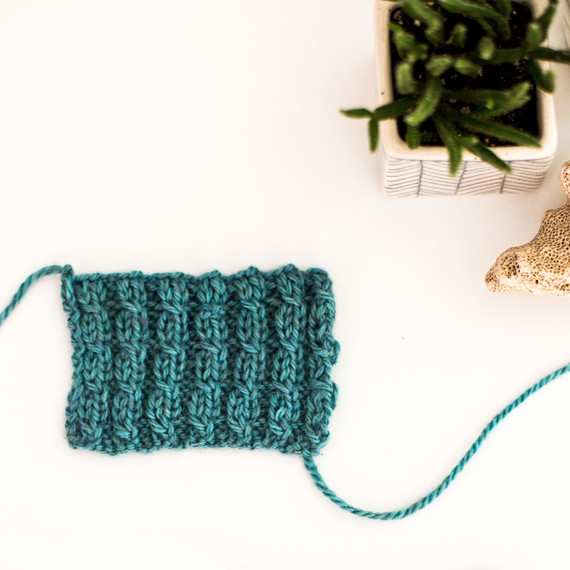 mock-cable-ribbing-0915-2.jpg (skyword:188678)