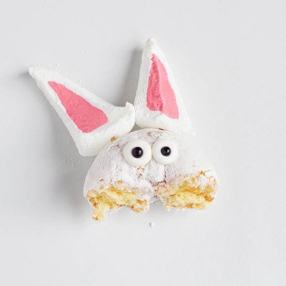 simple-cupcake-bunny-0116.jpg (skyword:220621)