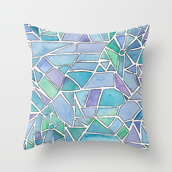 stained-glass-pillow-0516.jpg (skyword:273516)