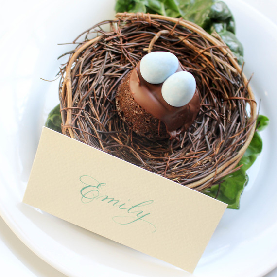 easetr-place-setting-name2.jpg (skyword:233995)
