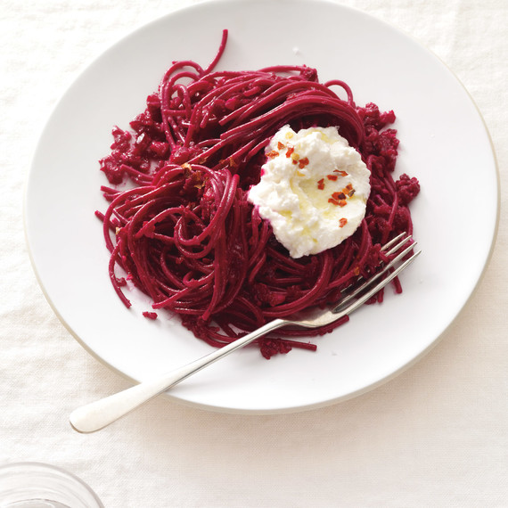 beet-pasta-ricotta-mbd108230.jpg