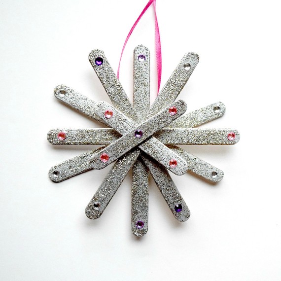 How to Make Popsicle Stick Ornaments (That Don't Look Like Popsicle Stick Ornaments) | Martha