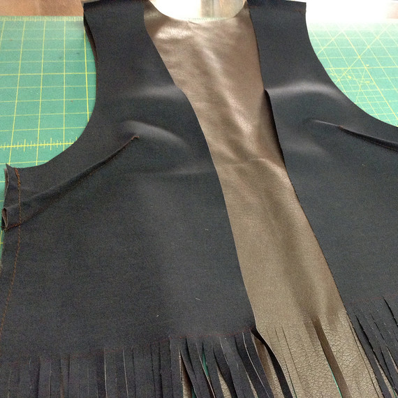 darts-side-shoulder-seam-0915.jpg (skyword:182674)
