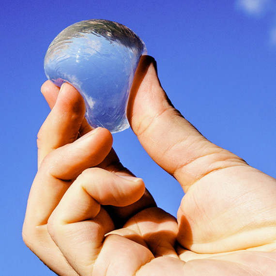ooho-edible-water-bottle-0417