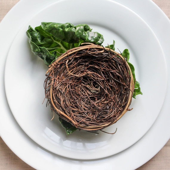 easter-place-setting-nest-0316.jpg (skyword:233992)