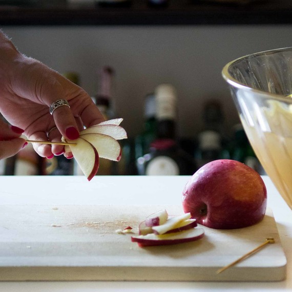 halloween-apple-punch-0815--1-.jpg (skyword:181218)
