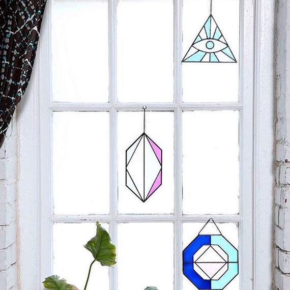 stained-glass-suncatchers-0516.jpg (skyword:273514)