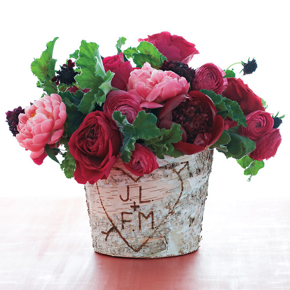 flowers-birch-bark-pot-md109577.jpg